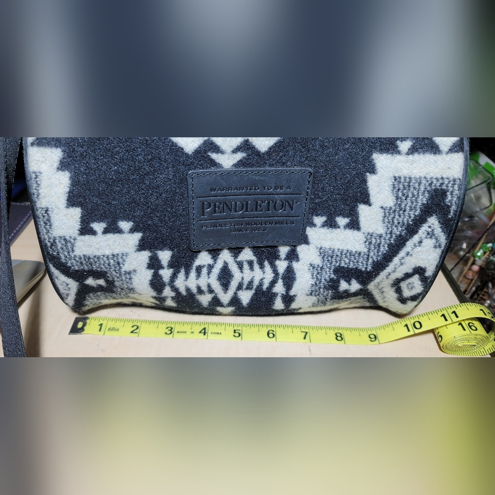 Pendleton Black and Cream Wool Barrel Bag